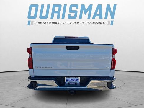 Used 2024 Chevrolet Silverado 1500 LT AWD/4WD image 5