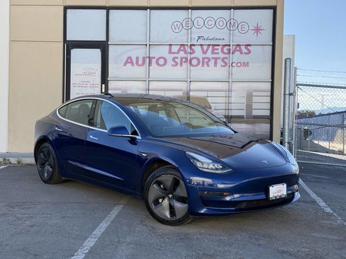 Used 2020 Tesla Model 3 Standard Range Plus image 1