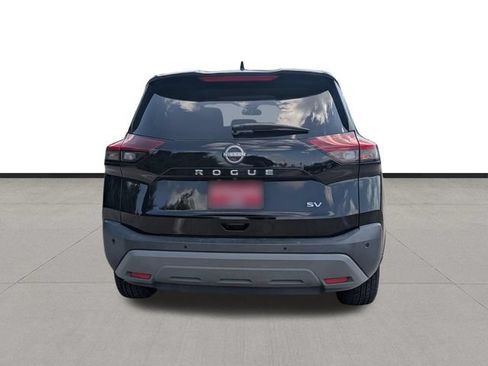 Used 2023 Nissan Rogue SV FWD image 8
