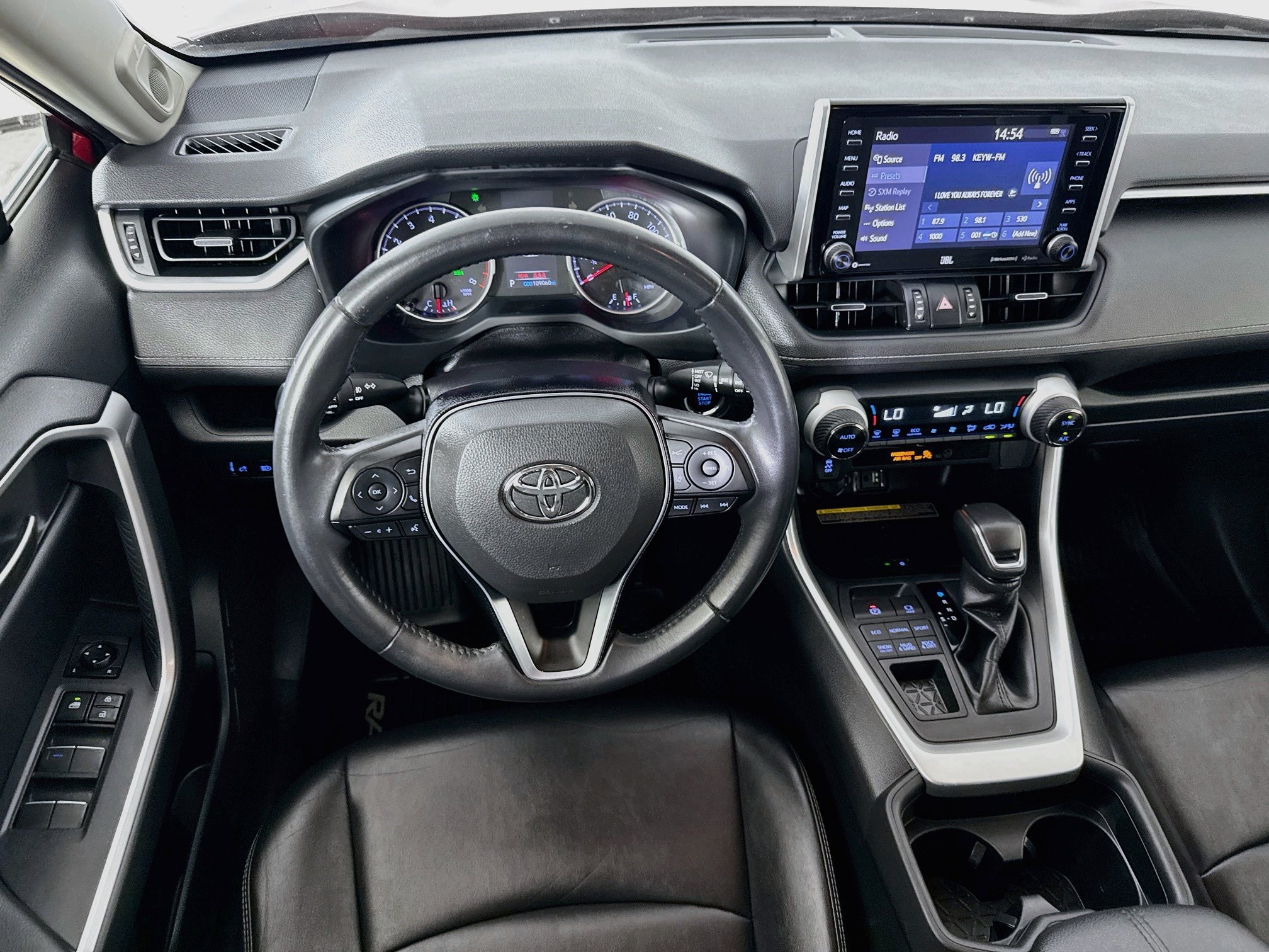 Certified 2019 Toyota RAV4 XLE Premium w/ Advanced Technology Package AWD/4WD image 24