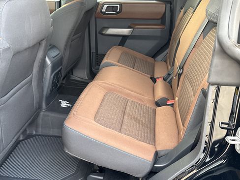 Used 2023 Ford Bronco Outer Banks image 21