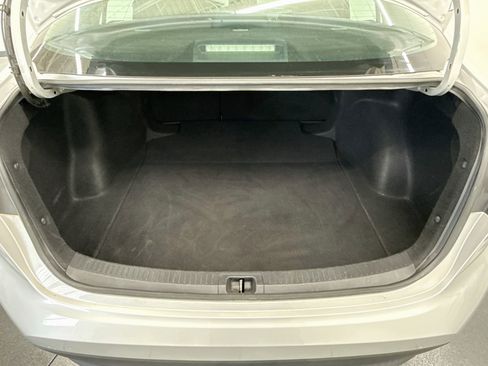 Used 2023 Toyota Corolla LE FWD image 28