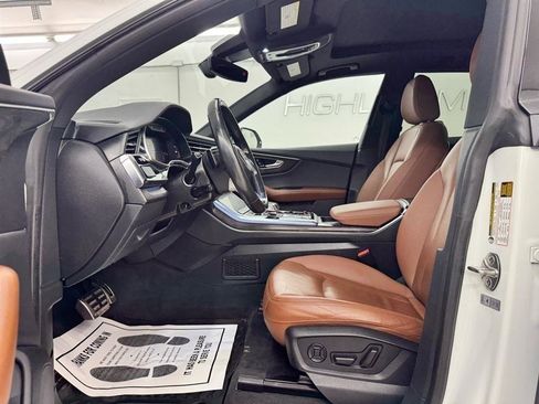 Used 2021 Audi Q8 Premium AWD/4WD image 11