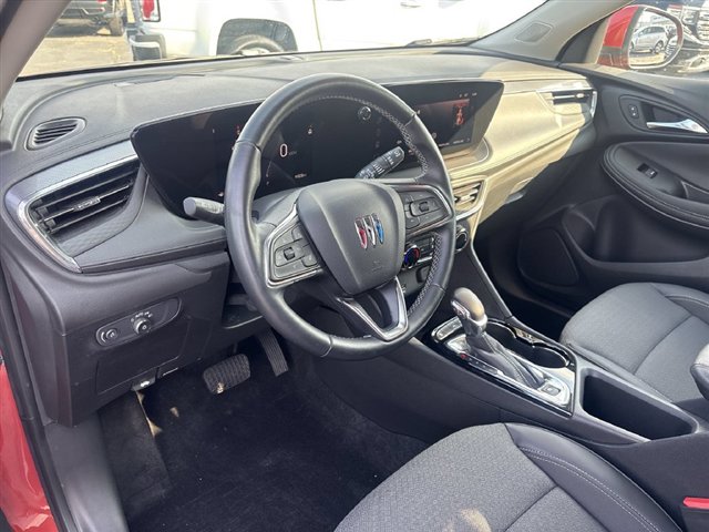 Certified 2024 Buick Encore GX Preferred w/ Comfort Package FWD image 10