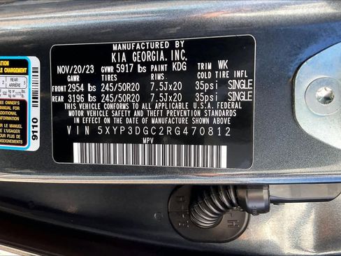 Used 2024 Kia Telluride EX w/ EX Captain's Chair Package image 35