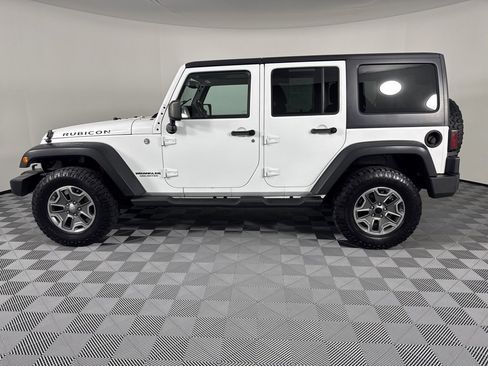 Used 2014 Jeep Wrangler Unlimited Rubicon w/ Max Tow Package image 12