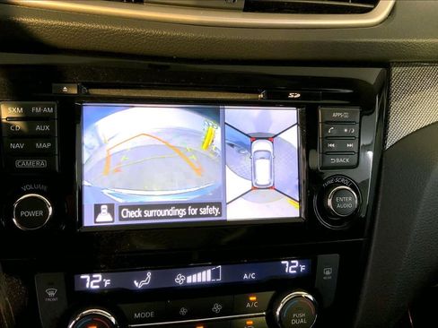 Used 2015 Nissan Rogue SL image 31