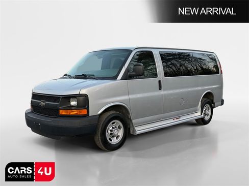 Used 2014 Chevrolet Express 2500 LS image 3