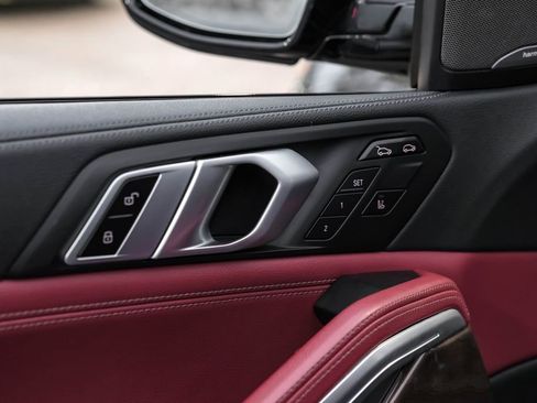 Used 2022 BMW X6 M50i w/ Parking Assistance Package image 59