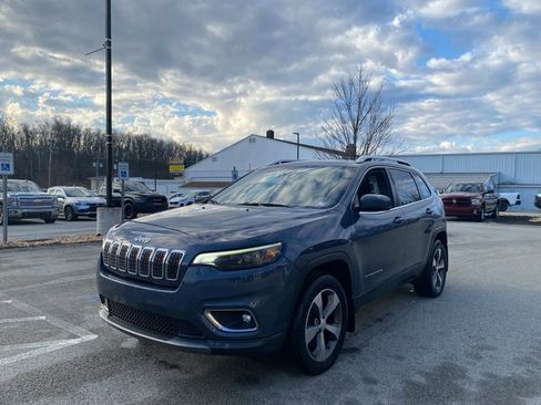 Used 2019 Jeep Cherokee Limited image 5