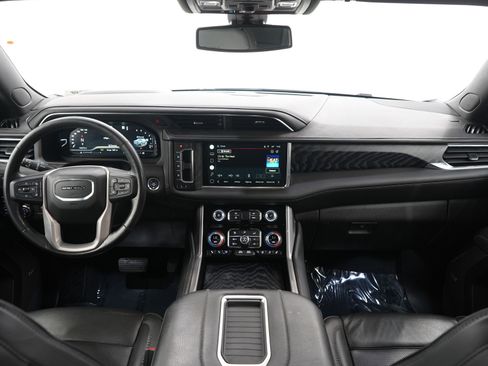 Used 2022 GMC Yukon XL Denali w/ Max Trailering Package image 16