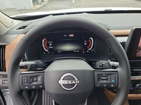 New 2026 Nissan Pathfinder Platinum AWD/4WD image 24