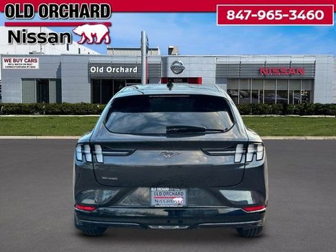 Used 2022 Ford Mustang Mach-E Premium image 7