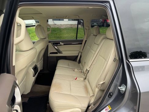 Used 2016 Lexus GX 460 w/ Premium Package AWD/4WD image 12