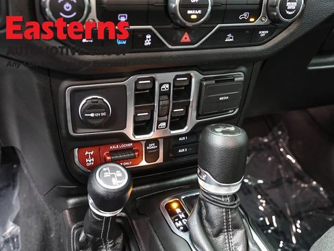 Used 2025 Jeep Wrangler Unlimited Sport S 4xe AWD/4WD image 21