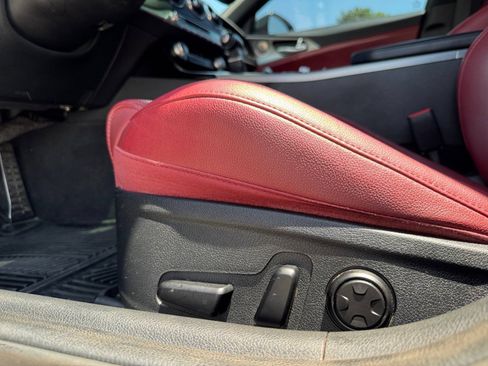 Used 2019 Kia Stinger GT1 AWD/4WD image 20