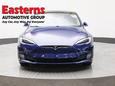 Used 2017 Tesla Model S 90D image 2