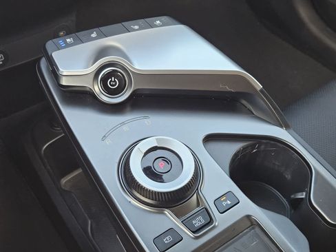 Certified 2023 Kia EV6 Wind RWD image 18