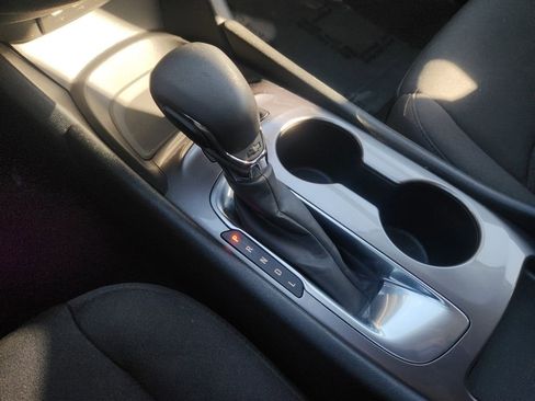 Used 2022 Chevrolet Malibu LS image 14