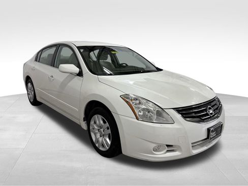 Used 2012 Nissan Altima 2.5 S image 3