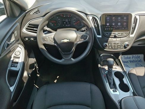 Used 2024 Chevrolet Malibu LT FWD image 12
