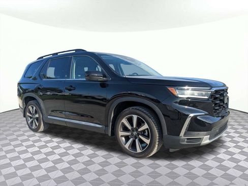 Used 2023 Honda Pilot Elite image 2