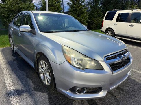 Used 2013 Subaru Legacy 2.5i Limited image 2