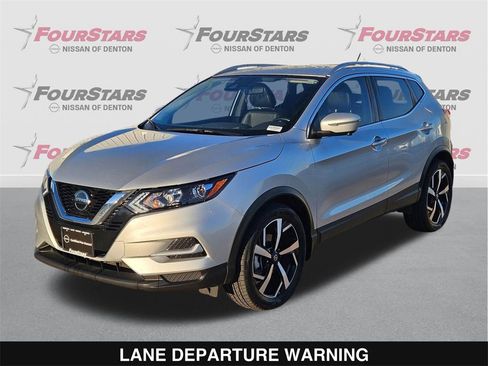 Used 2022 Nissan Rogue Sport SL image 9