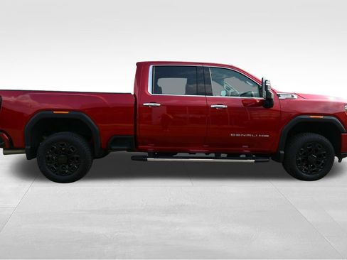 Used 2021 GMC Sierra 3500 Denali AWD/4WD image 10