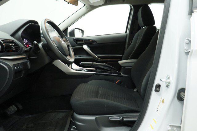 Used 2024 Mitsubishi Eclipse Cross LE AWD/4WD image 7