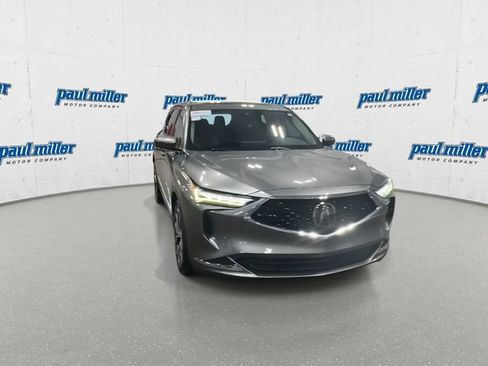 Used 2023 Acura MDX w/ Technology Package FWD image 3