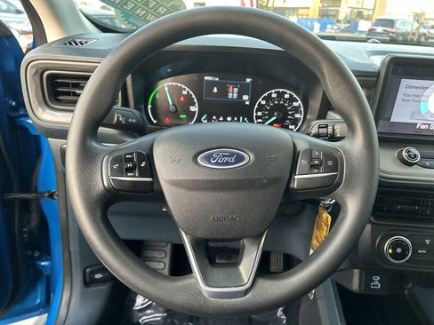 Used 2022 Ford Maverick XL image 11