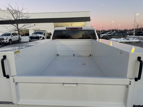 New 2025 GMC Sierra 3500 Pro w/ Convenience Package image 8