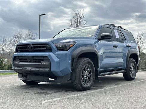 Used 2025 Toyota 4Runner SR5 image 19