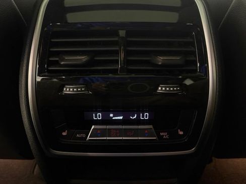 Used 2022 BMW X5 sDrive40i w/ M Sport Package RWD image 33