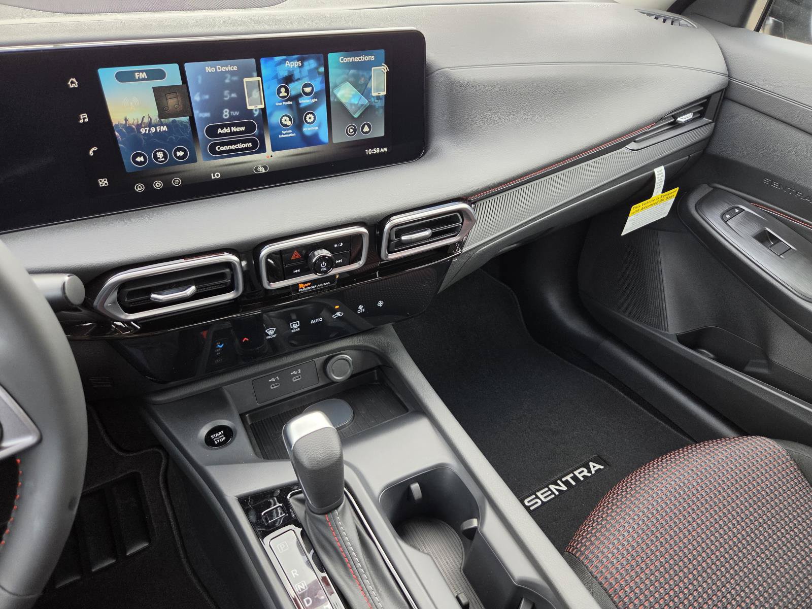 New 2027 Nissan Sentra SR FWD image 18