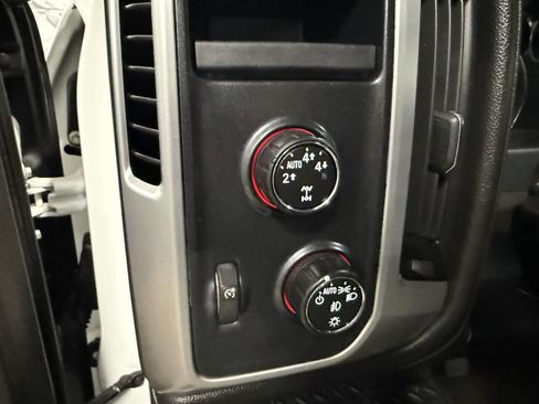 Used 2014 GMC Sierra 1500 SLT w/ SLT Crew Cab Value Package image 19