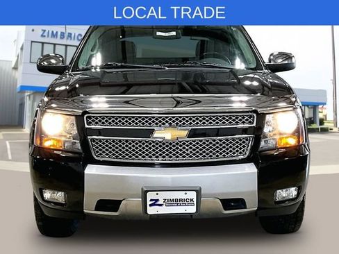 Used 2010 Chevrolet Avalanche LT w/ Luxury Package AWD/4WD image 2