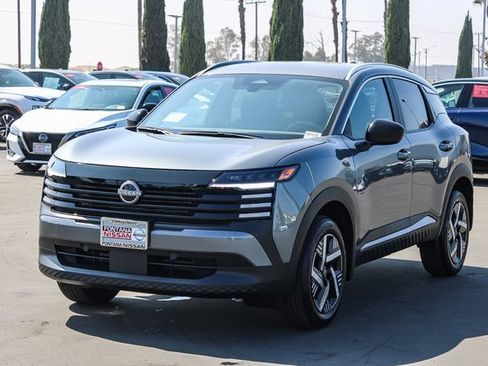 New 2026 Nissan Kicks SV image 4