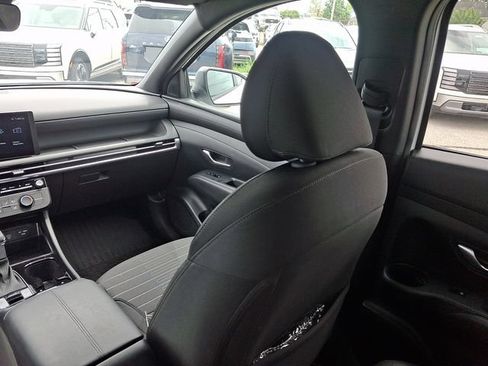 Certified 2025 Hyundai Santa Cruz SE AWD/4WD image 11