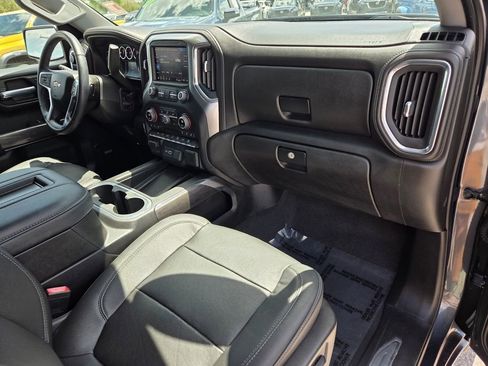 Used 2021 Chevrolet Silverado 1500 LTZ image 18