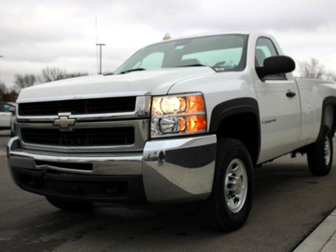 Used 2007 Chevrolet Silverado 2500 W/T image 3