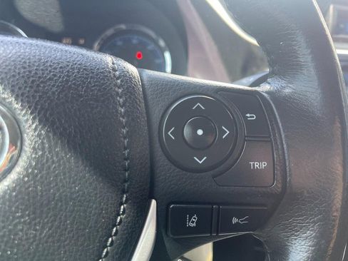 Used 2019 Toyota Corolla SE image 15