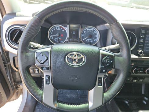 Used 2021 Toyota Tacoma SR5 w/ Trail Edition AWD/4WD image 14