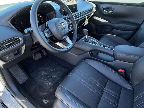 New 2026 Honda HR-V EX-L image 10