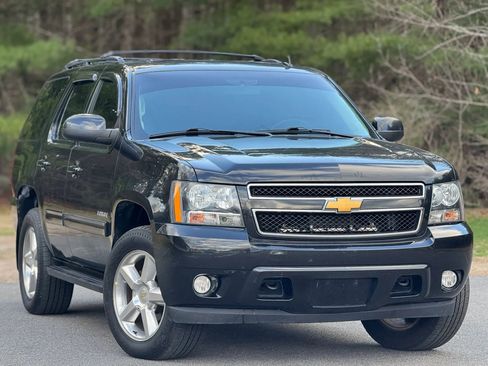 Used 2012 Chevrolet Tahoe LT image 2