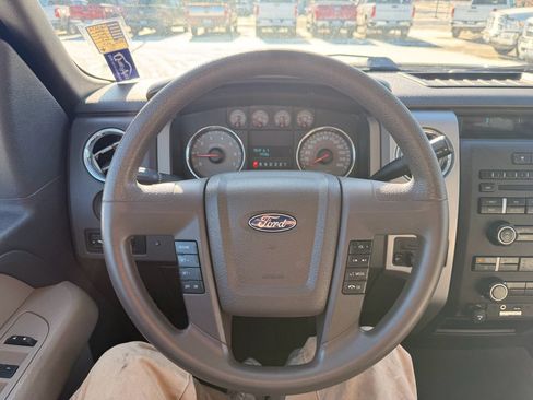 Used 2010 Ford F150 XLT image 11