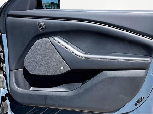 Used 2023 Ford Mustang Mach-E Premium image 19