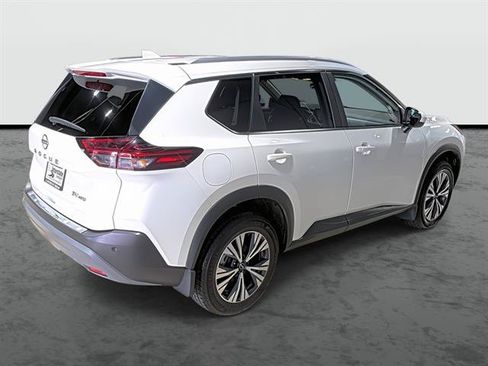 Used 2023 Nissan Rogue SV w/ SV Premium B Package AWD/4WD image 4