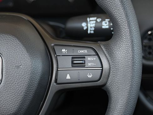 New 2026 Honda HR-V LX image 24